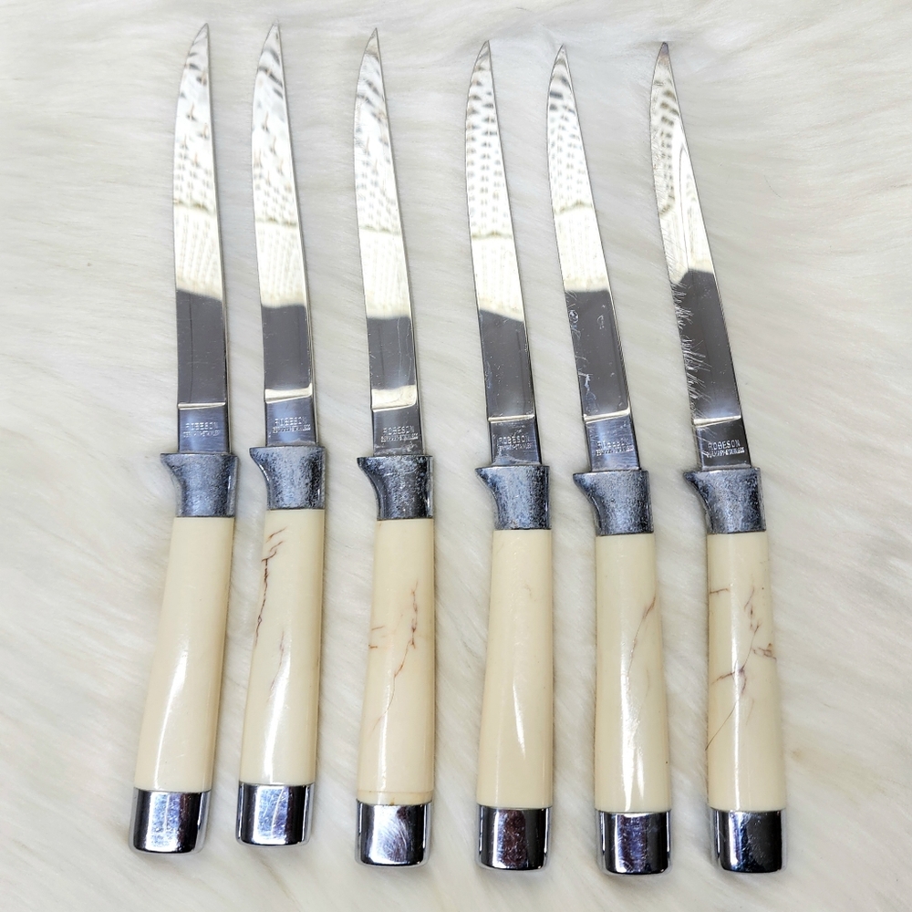 Vintage Robeson Steak Knives Set Of 6